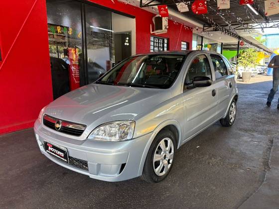 CHEVROLET CORSA 1.4 MPFI MAXX 8V FLEX 4P MANUAL CHEVROLET CORSA 1.4 MPFI MAXX 8V FLEX 4P MANUAL